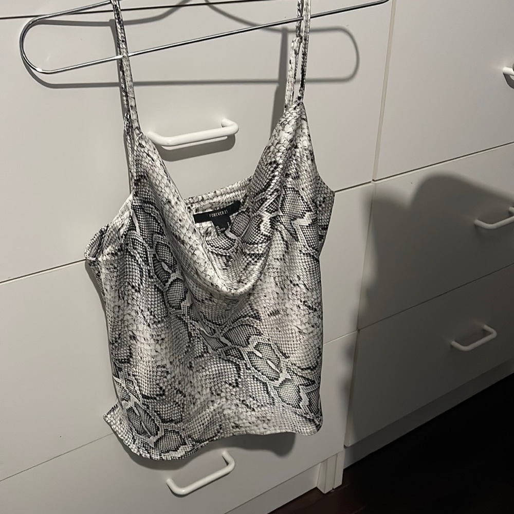 Silky tank